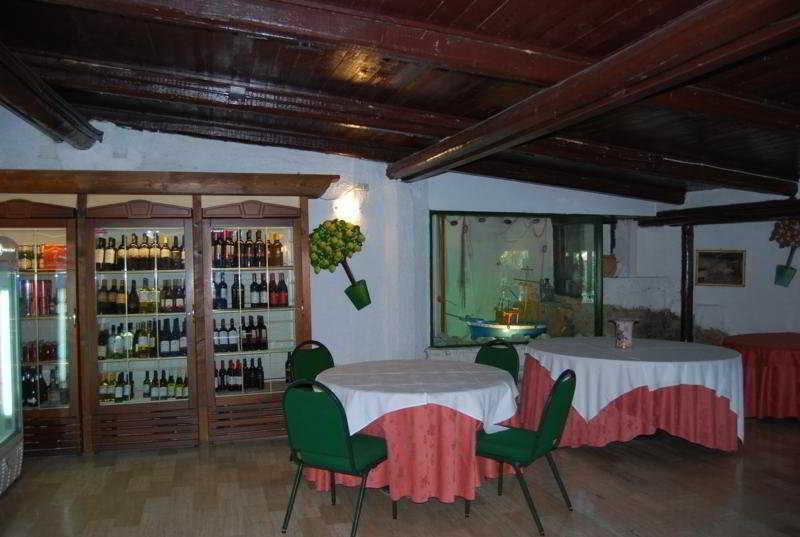 Hotel Sport Club Portorais Carini Restaurant photo